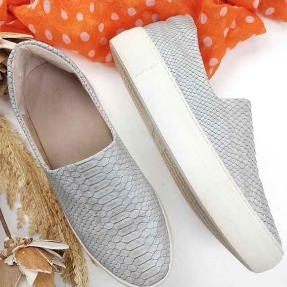 J Slides Grey Leather Embossed Loafers Sz 8m - Picture 5 of 7